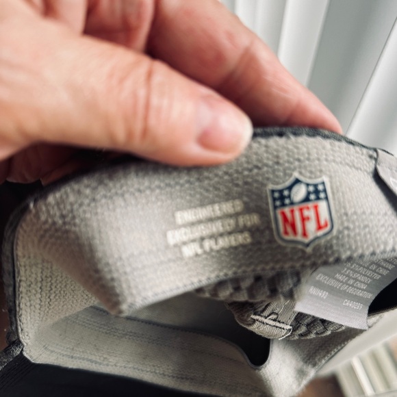 New Orleans Saints NFL New Era 39THIRTY Flex Hat Cap Gray Size M/L Logo + Stripe - Picture 4 of 7